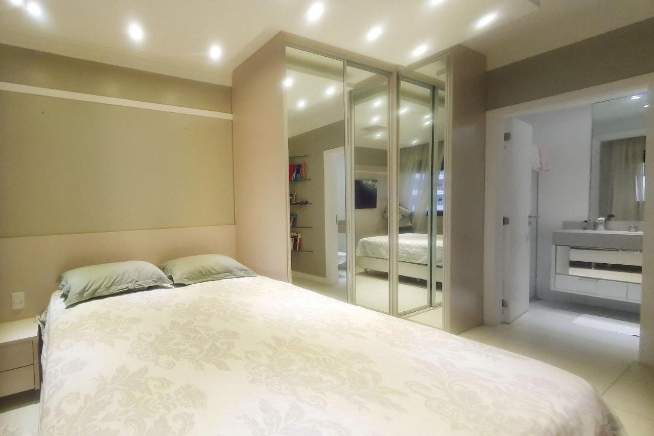 Apto Em Clube Residencial - Excelente Localizacao ฟลอเรียนอโปลิส ภายนอก รูปภาพ